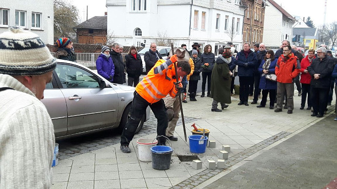 Verlegung Stolpersteine